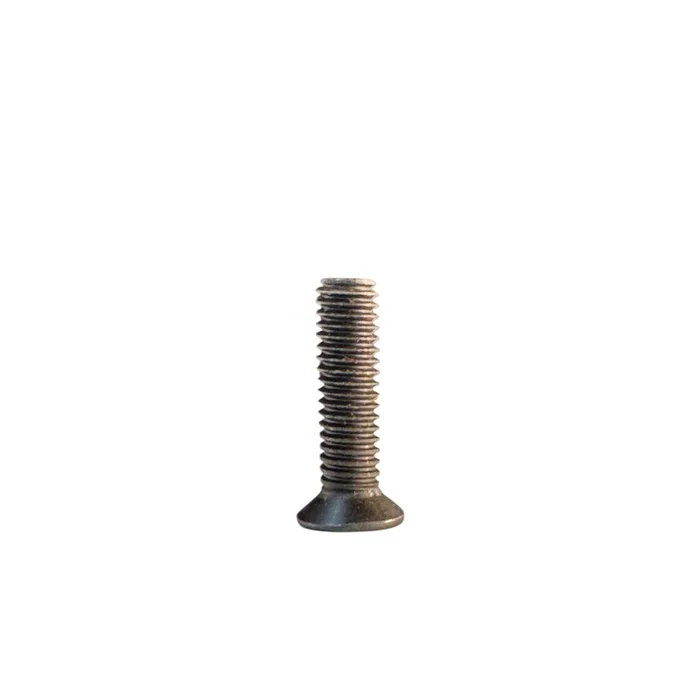 13 Leviy Bolt Rezba SHDR